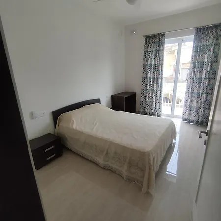 Victoria Modern Apartmán Kerċem